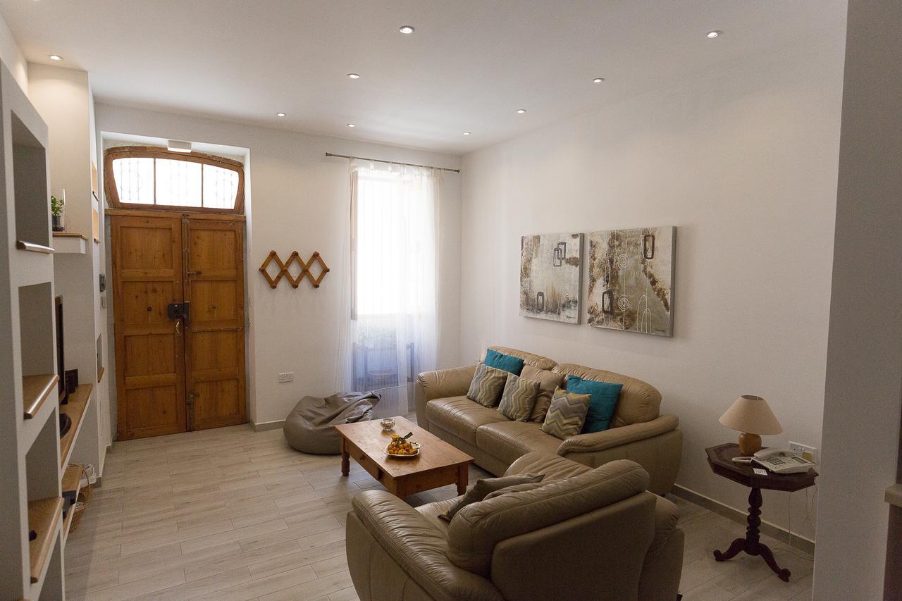 Pawlu Accommodations Sliema Exterior photo